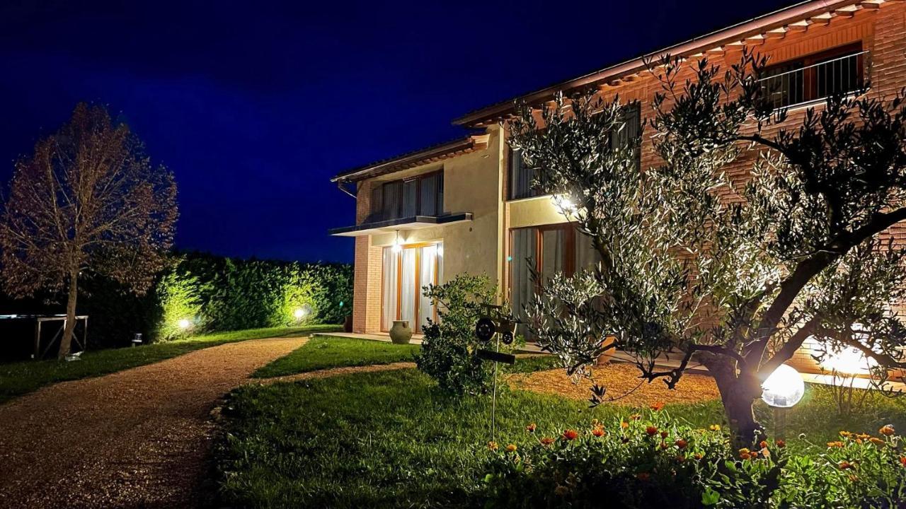 Agriturismo La Corte Del Sole Siena Dış mekan fotoğraf