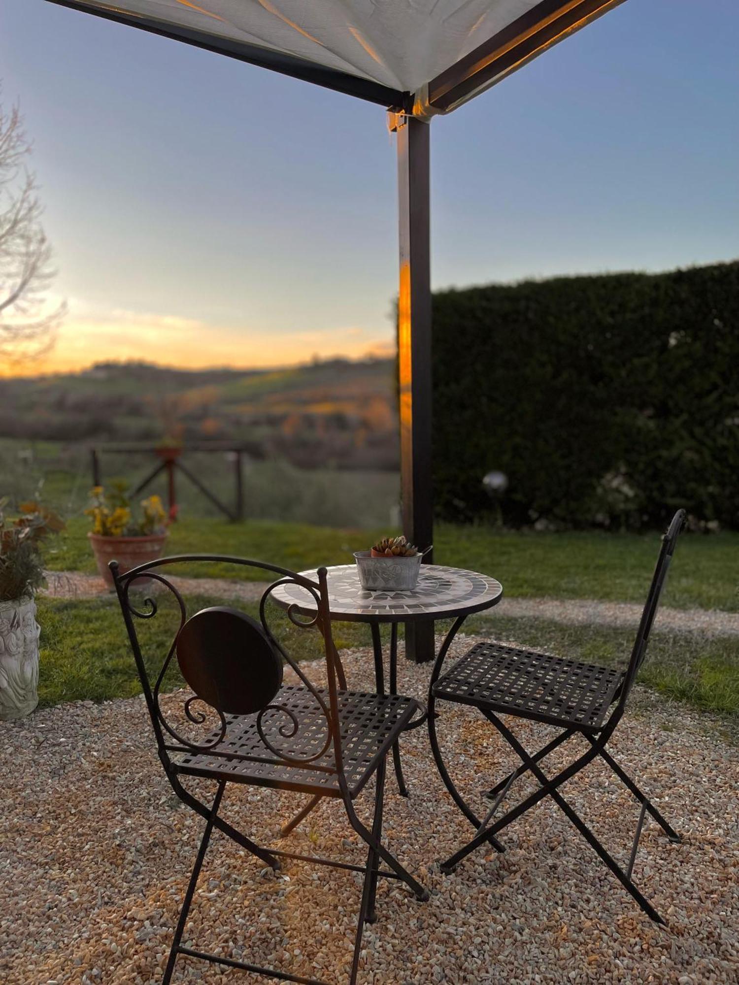 Agriturismo La Corte Del Sole Siena Dış mekan fotoğraf